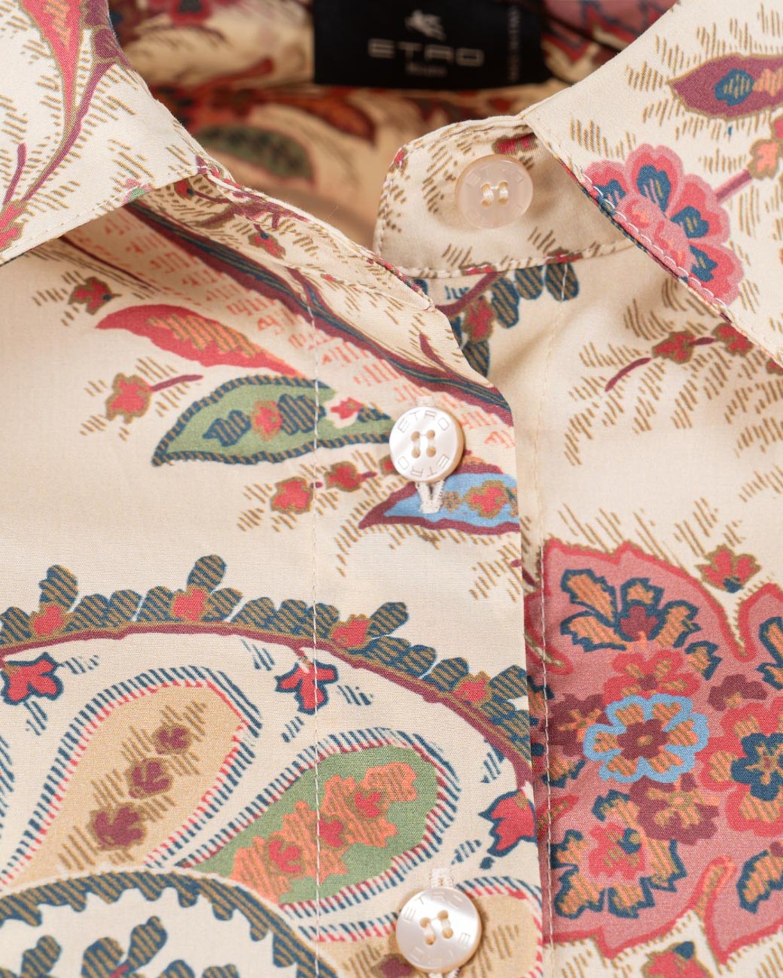 shop ETRO  Camicia: Etro camicia slim con paisley.
Vestibilità slim.
Colletto classico.
Maniche lunghe.
Polsini con bottone.
Chiusura con bottoni logati.
Composizione: 97% cotone, 3% elastan.
Made in Italy.. WRIA0020 99SAE6-X0802 number 5224219